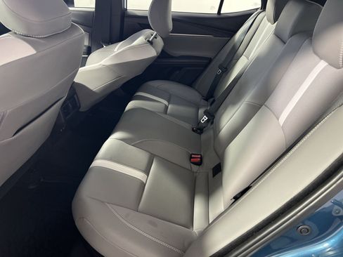 Used 2025 Toyota Camry SE w/ Convenience Package FWD image 25