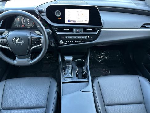 Used 2024 Lexus ES 350 FWD image 13