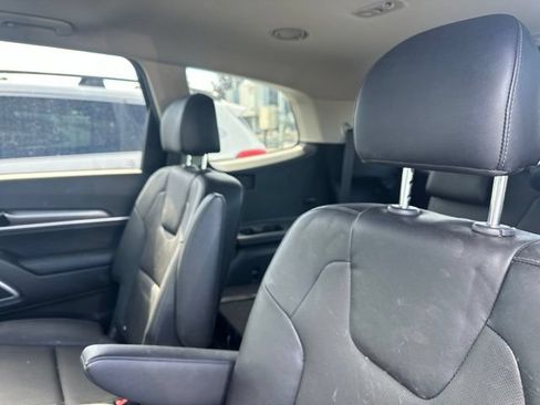 Used 2022 Kia Telluride S AWD/4WD image 9