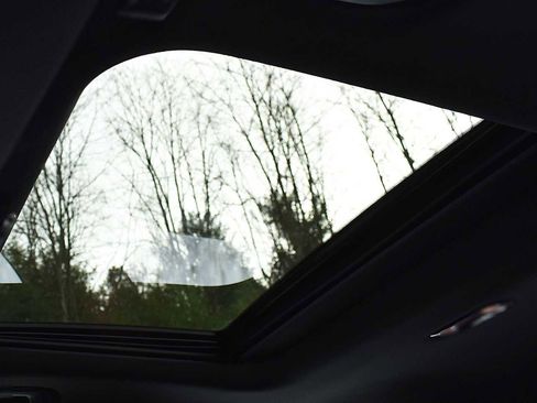 Used 2023 BMW 330e xDrive w/ Premium Package image 13