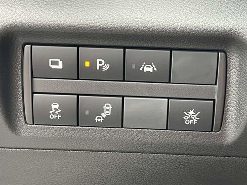 New 2025 Nissan Kicks Play S image 23