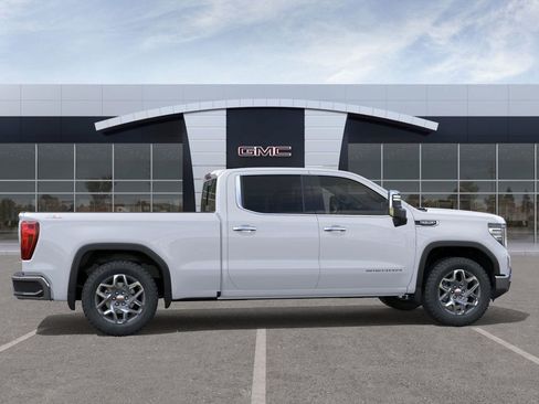 Used 2026 GMC Sierra 1500 SLT w/ SLT Convenience Package AWD/4WD image 5