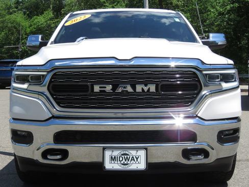 Used 2022 RAM 1500 Limited AWD/4WD image 2