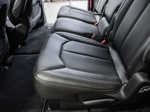 New 2026 Chrysler Pacifica Select image 27