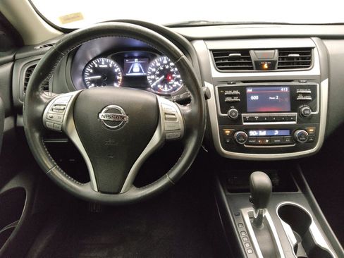 Used 2017 Nissan Altima 2.5 SV image 22