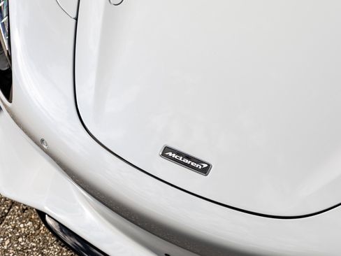 New 2026 McLaren 750S image 14