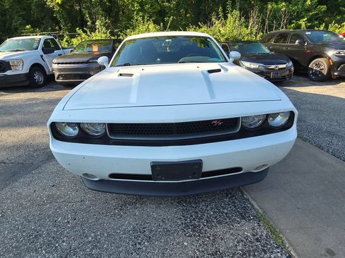 Used 2014 Dodge Challenger R/T RWD image 12