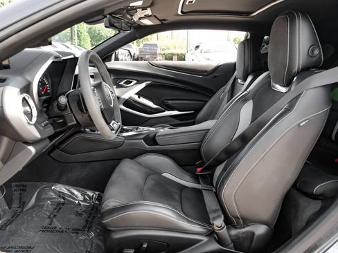 Used 2023 Chevrolet Camaro SS RWD image 29