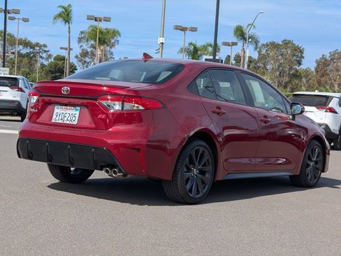 Used 2026 Toyota Corolla SE w/ Carpet Mat Package (TMS) FWD image 13