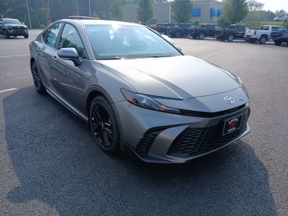 New 2025 Toyota Camry SE
