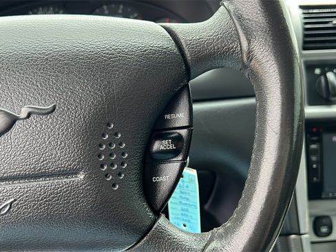 Used 2004 Ford Mustang Coupe image 19