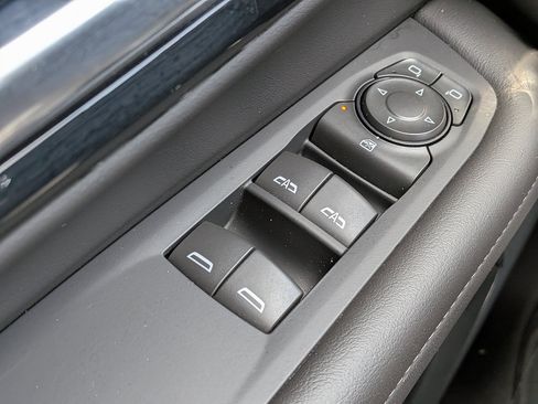Certified 2025 Chevrolet Tahoe Z71 AWD/4WD image 23
