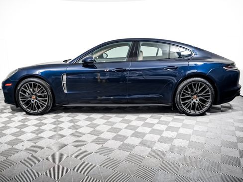 Certified 2023 Porsche Panamera 4 Platinum Edition AWD/4WD image 2