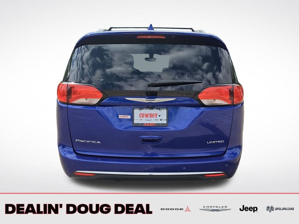 Used 2020 Chrysler Pacifica Limited FWD image 5