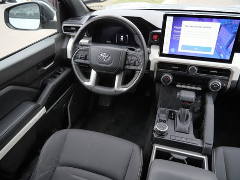 Certified 2024 Toyota Tacoma TRD Off-Road AWD/4WD image 9