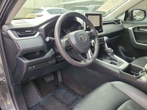 Used 2023 Toyota RAV4 XLE Premium AWD/4WD image 23