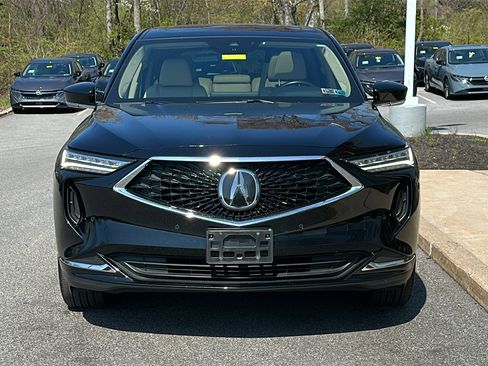 Used 2023 Acura MDX SH-AWD w/ Technology Package image 3