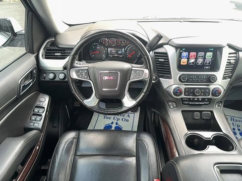 Used 2020 GMC Yukon SLT w/ HD Trailering Package image 18