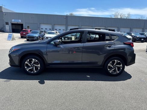 Used 2024 Subaru Crosstrek 2.0i Premium AWD/4WD image 7