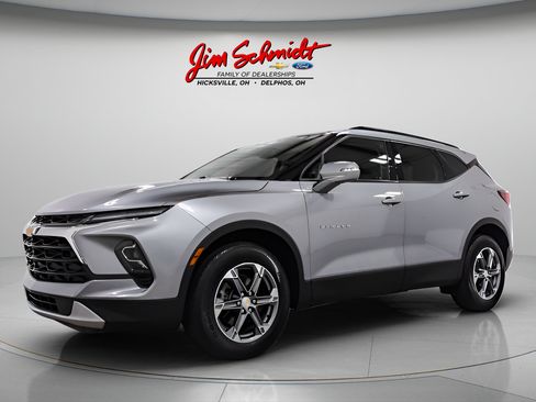 Used 2024 Chevrolet Blazer LT w/ LPO, Floor Liner Package FWD image 3