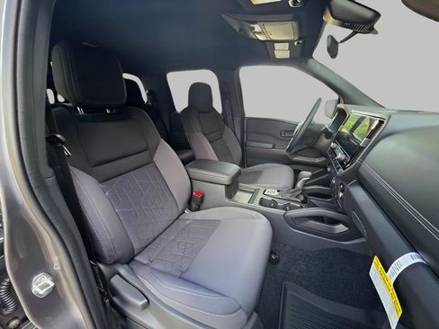 New 2026 Nissan Frontier SV w/ Tow Package image 13