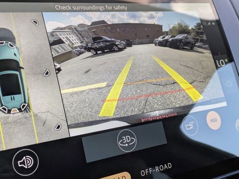 New 2026 Land Rover Range Rover Sport SE image 13