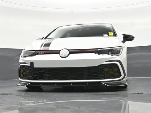 Used 2024 Volkswagen GTI SE FWD image 30