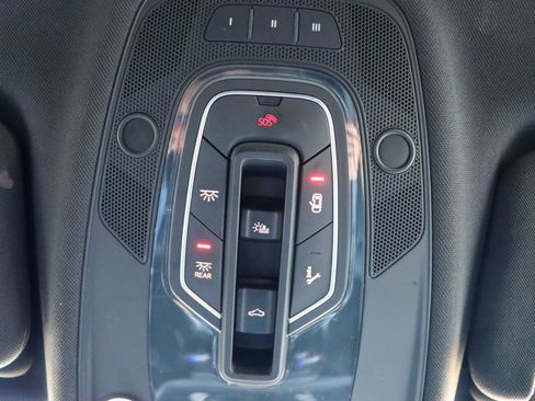 Used 2017 Audi Q7 3.0T Premium Plus w/ Premium Plus Package image 50