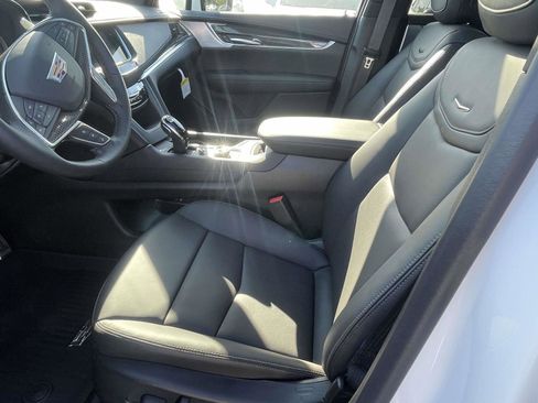 New 2026 Cadillac XT5 Sportv w/ LPO, Floor Liner Package AWD/4WD image 5