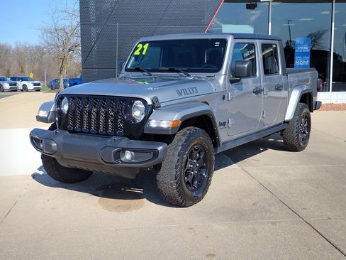 Used 2021 Jeep Gladiator Sport AWD/4WD image 1