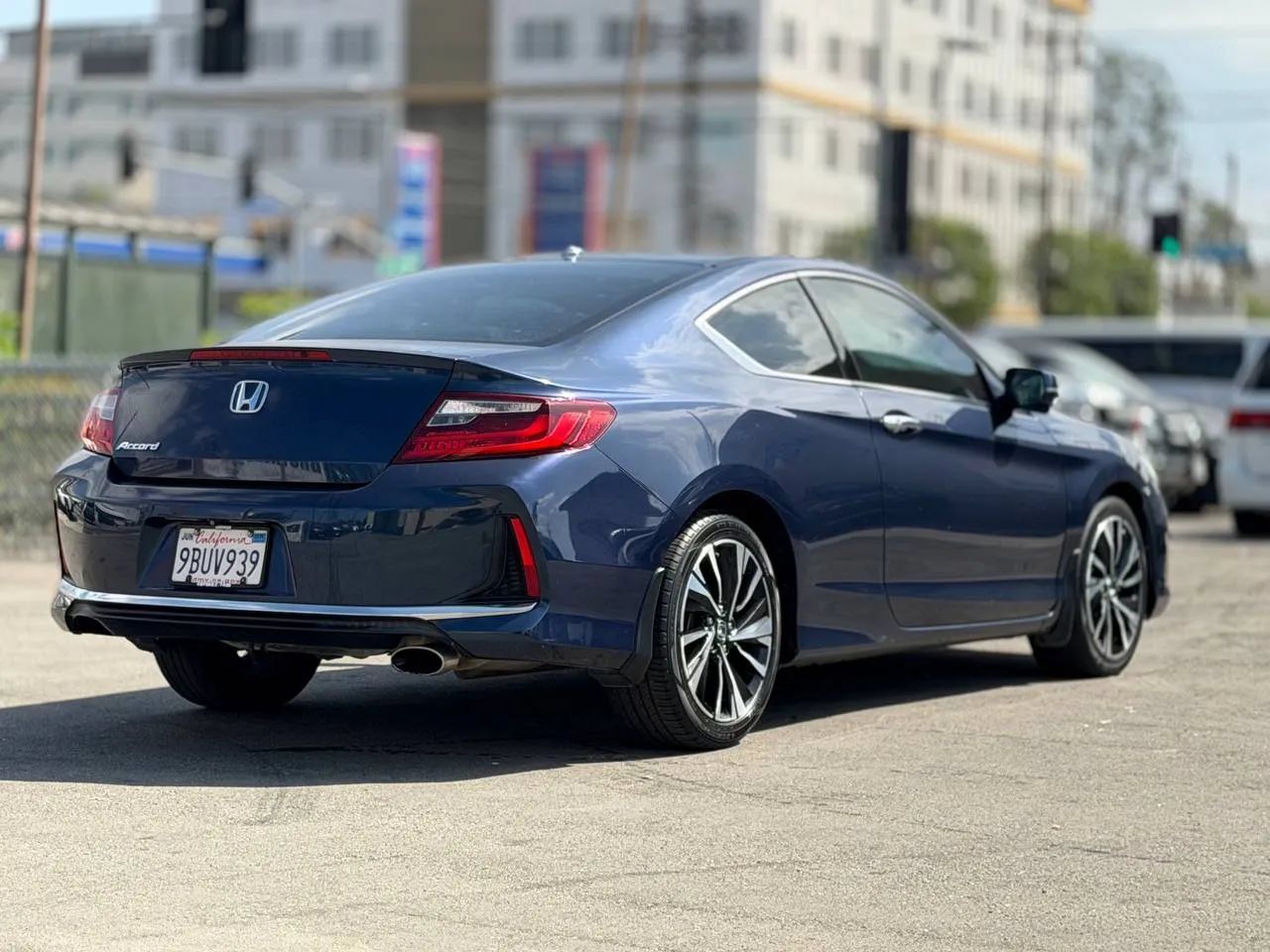 Used 2017 Honda Accord EX-L image 16