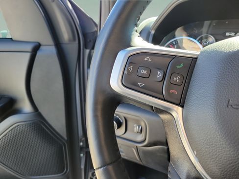Used 2024 RAM 1500 Big Horn RWD image 25