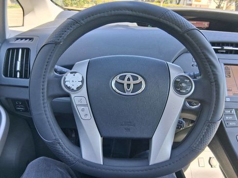 Used 2011 Toyota Prius Three w/ Navigation Pkg image 15