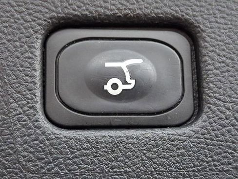 Used 2017 Ford Edge Sport w/ Equipment Group 401A AWD/4WD image 30