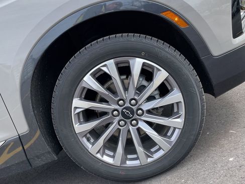 Used 2022 Chevrolet Blazer Premier w/ Enhanced Convenience Package image 11