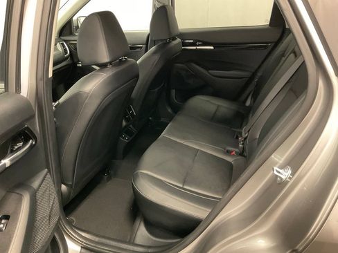 Used 2024 Kia Seltos SX AWD/4WD image 32