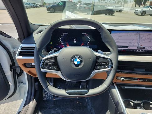 Used 2026 BMW 330i Sedan w/ Convenience Package RWD image 24