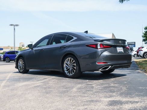 Used 2024 Lexus ES 350 w/ Luxury Package FWD image 9