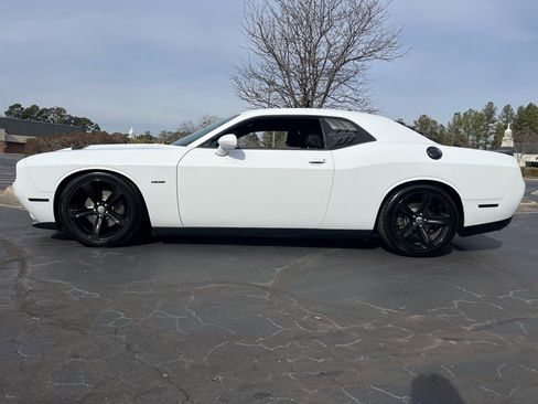 Used 2015 Dodge Challenger R/T w/ Quick Order Package 22B R/T image 3