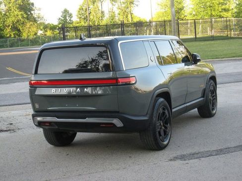 Used 2023 Rivian R1S Launch Edition AWD/4WD image 13