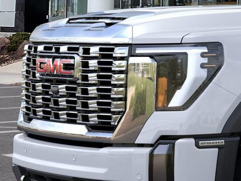 New 2026 GMC Sierra 2500 Denali w/ Denali Reserve Package AWD/4WD image 14