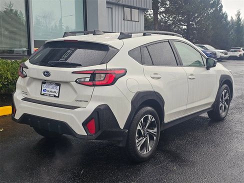 Used 2024 Subaru Crosstrek 2.0i Premium image 7