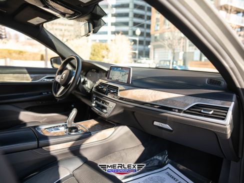 Used 2020 BMW 750i xDrive xDrive M SPORT LINE w/ Executive Package image 15