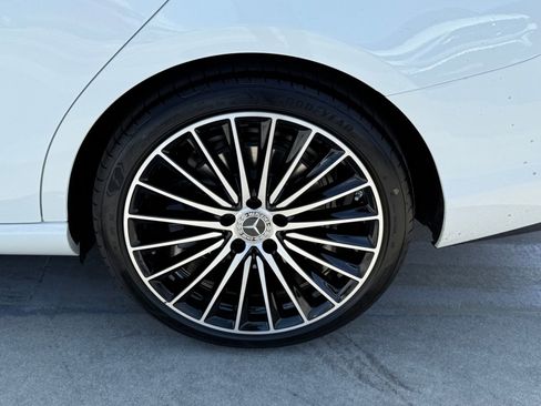 New 2026 Mercedes-Benz C 300 Sedan image 15