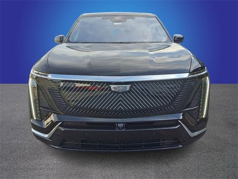 New 2026 Cadillac Vistiq Luxury image 2