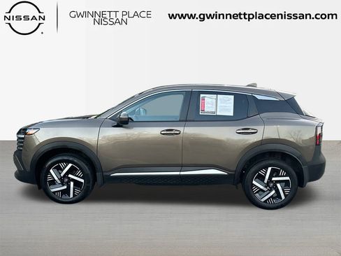 Certified 2025 Nissan Kicks SV image 8