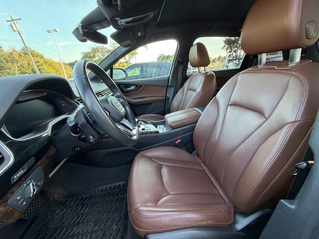 Used 2018 Audi Q7 3.0T Premium Plus w/ Premium Plus Package AWD/4WD image 4