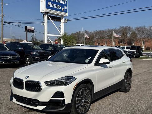 Used 2022 BMW X2 sDrive28i w/ Convenience Package image 3