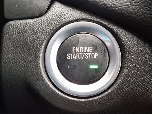 Used 2022 Chevrolet Equinox LT image 21