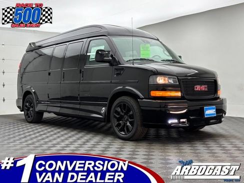 New 2026 GMC Savana 2500 Extended w/ Driver Convenience Package RWD image 1